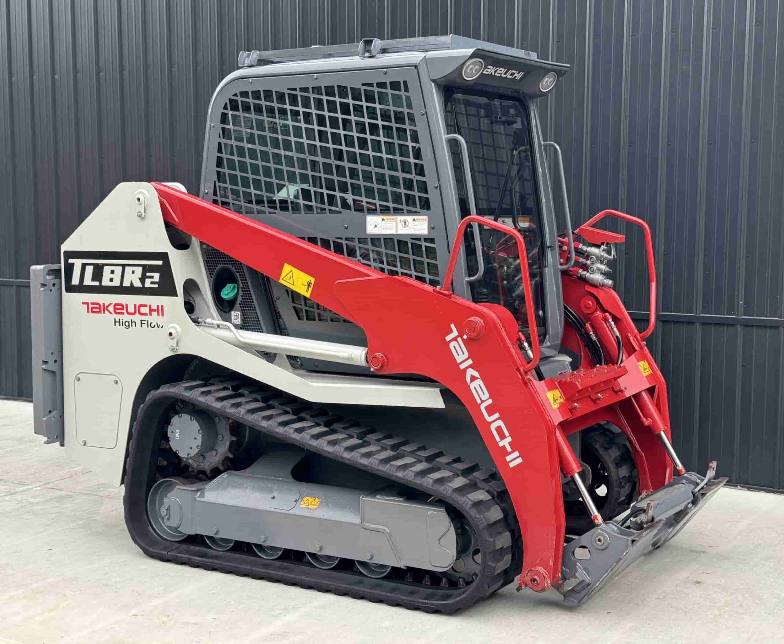 2021 TAKEUCHI TL8R2 HIGH FLOW
